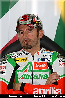 sbk_biaggi_10_valence_2110.JPG