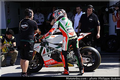 sbk_biaggi_17_valence_2110.JPG