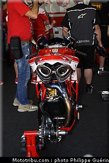 sbk_ducati_7_valence_2110.JPG