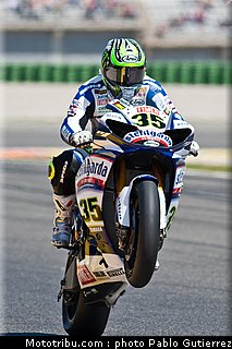sbk_crutchlow_2_valence_2010.jpg