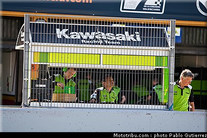 sbk_kawasaki_2_valence_2010.jpg