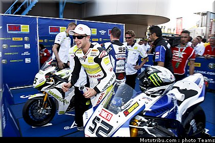0166_sbk_rea_11_assen_2010.jpg
