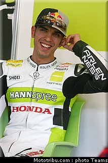 0249_supersport_sofuoglu_02_assen_2010.jpg