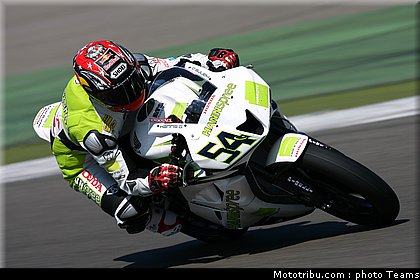 0250_supersport_sofuoglu_03_assen_2010.jpg