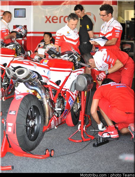 sbk_ducati_kyalami_2010