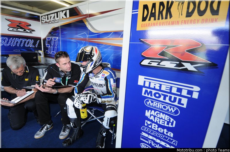 sbk_guintoli_12_kyalami_2010