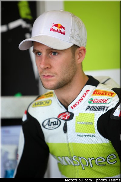 sbk_rea_06_kyalami_2010