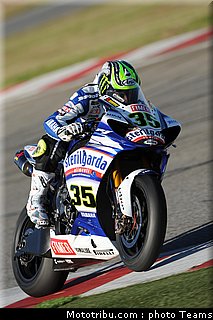 sbk_crutchlow_01_kyalami_2010.jpg