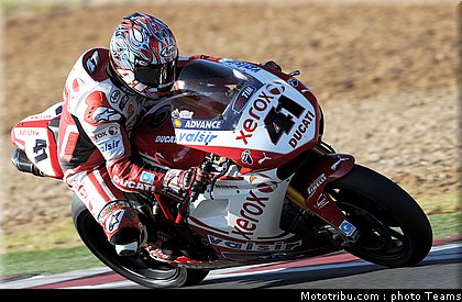 sbk_haga_1_kyalami_2010.jpg