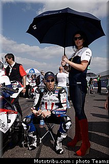 sbk_pitbabe_kyalami_2010_07.jpg