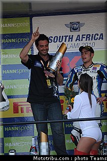 sbk_pitbabe_kyalami_2010_14.jpg