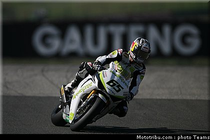 sbk_rea_05_kyalami_2010.jpg