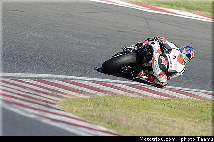 supersport_laverty_02_kyalami_2010.jpg