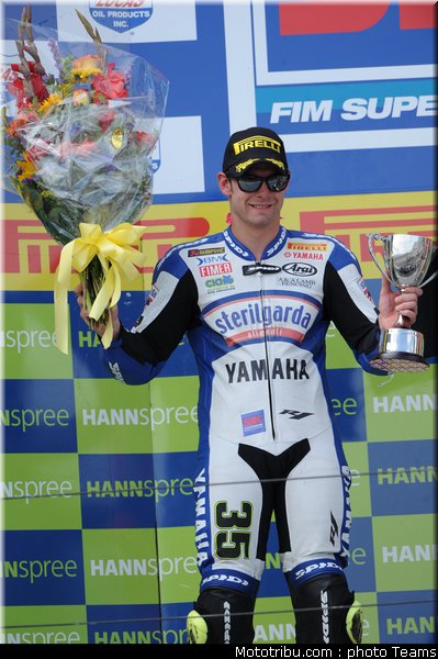 sbk_crutchlow_8_usa_2010