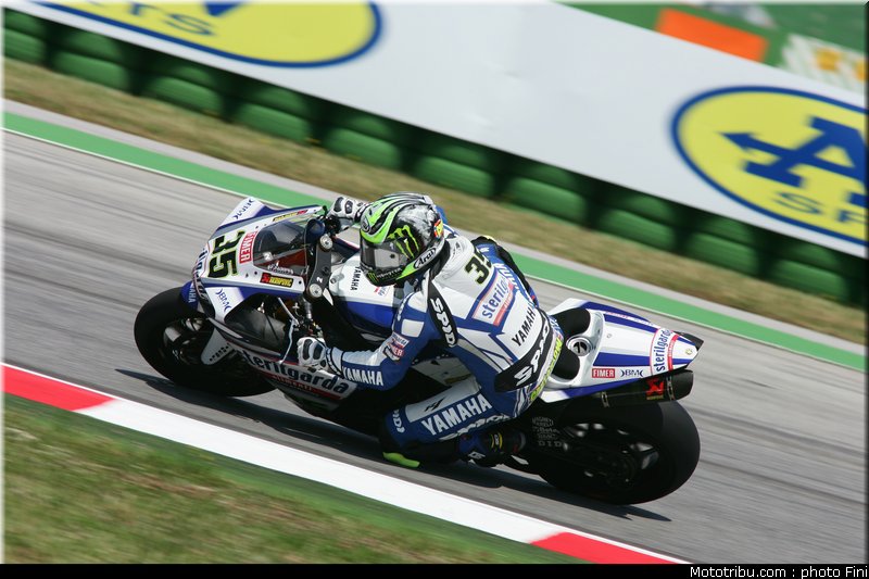 sbk_crutchlow_7_sanmarin_2010