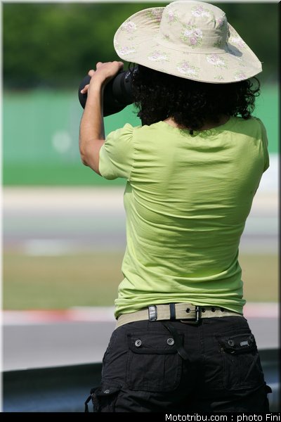 sbk_pitbabes_sanmarin_2010_005