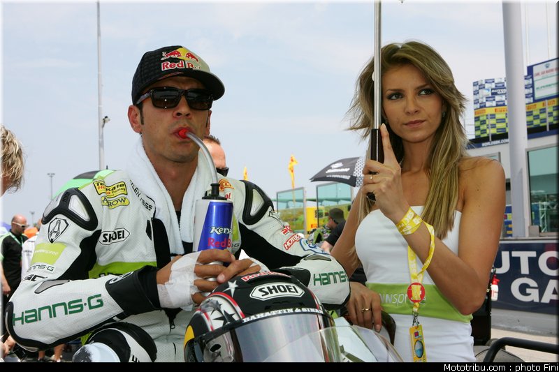 sbk_pitbabes_sanmarin_2010_011
