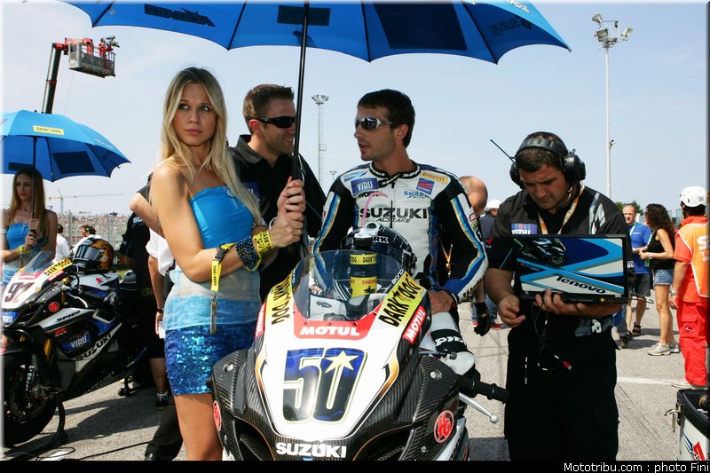 sbk_pitbabes_sanmarin_2010_021