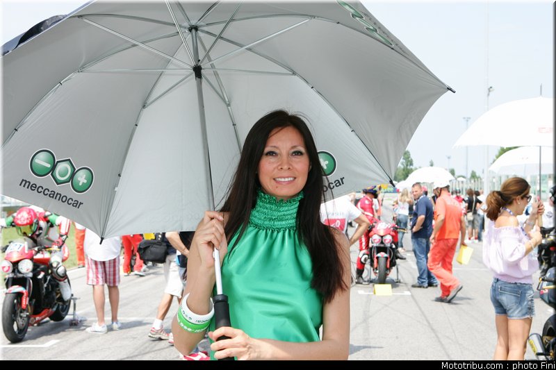 sbk_pitbabes_sanmarin_2010_033