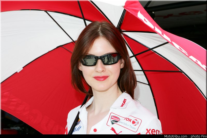 sbk_pitbabes_sanmarin_2010_036
