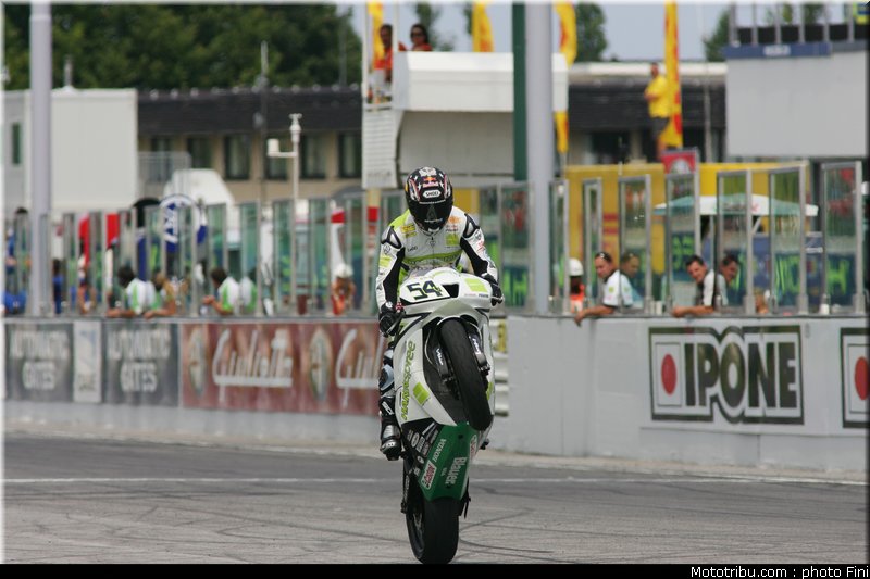 supersport_sofuoglu_4_sanmarin_2010