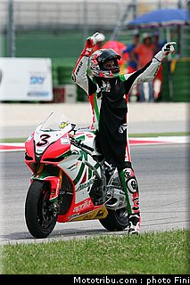 sbk_biaggi_07_sanmarin_2010.JPG