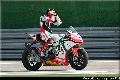 sbk_biaggi_19_sanmarin_2010.JPG