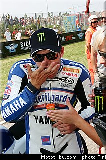 sbk_crutchlow_1_sanmarin_2010.JPG