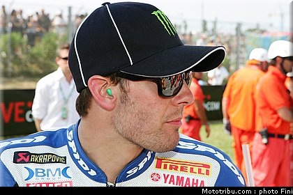 sbk_crutchlow_4_sanmarin_2010.JPG