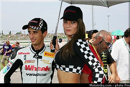 sbk_pitbabes_sanmarin_2010_007.JPG