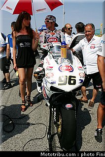 sbk_pitbabes_sanmarin_2010_018.JPG
