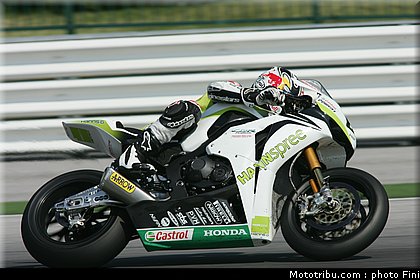 sbk_rea_7_sanmarin_2010.JPG