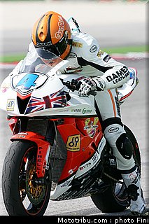 supersport_rea_2_sanmarin_2010.JPG