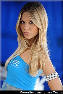 sbk_pitbabe_misano_2010_22.jpg