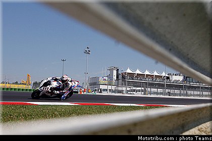 sbk_xaus_7_sanmarin_2010.jpg