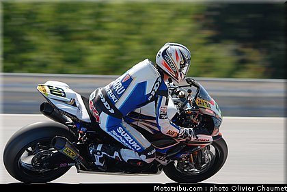 sbk_guintoli_2_tchequie_2010.JPG