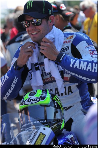 sbk_crutchlow_10_tchequie_2010