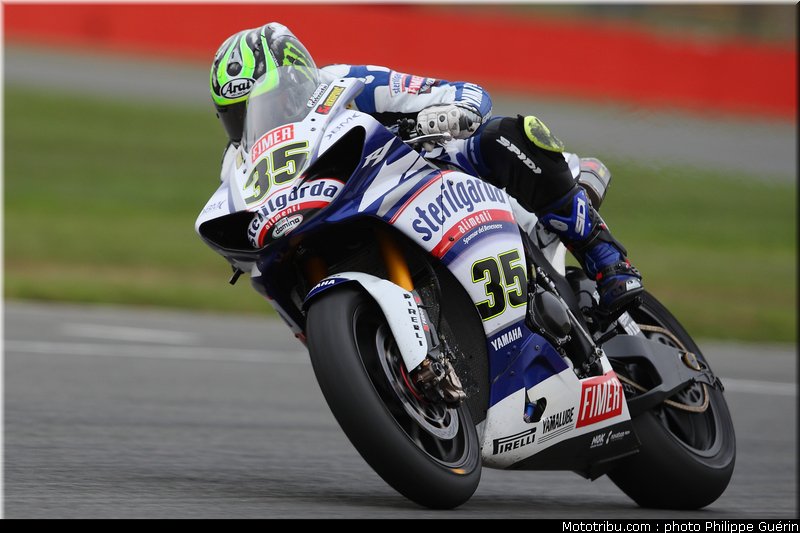sbk_crutchlow_02_angleterre_2010