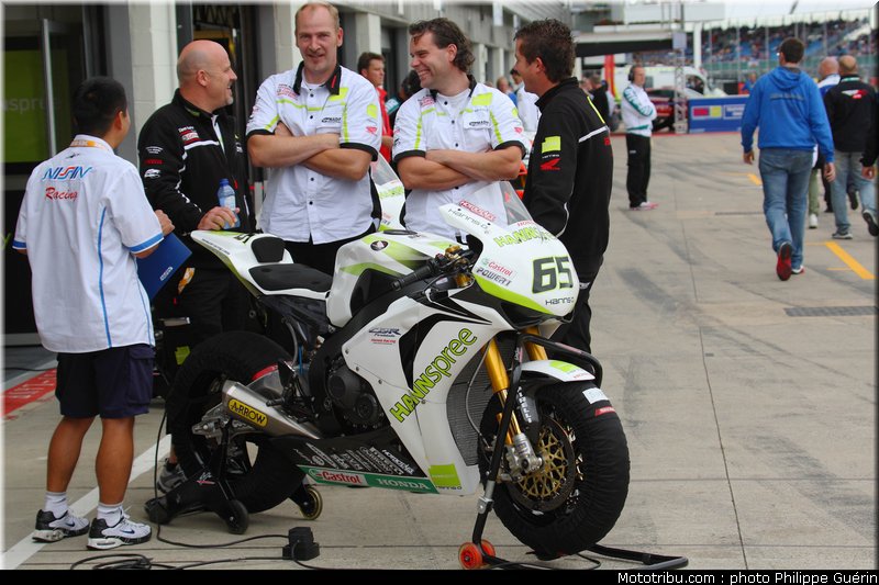 sbk_rea_01_angleterre_2010