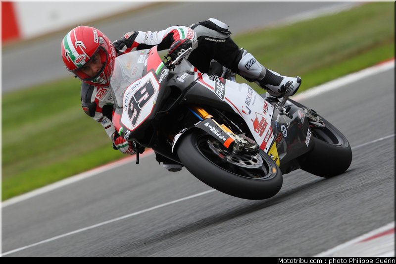 sbk_scassa_1_angleterre_2010
