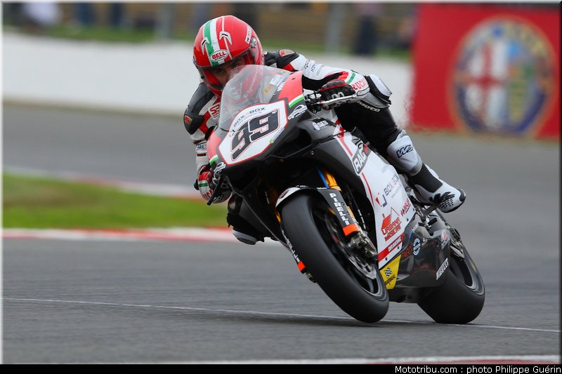 sbk_scassa_2_angleterre_2010