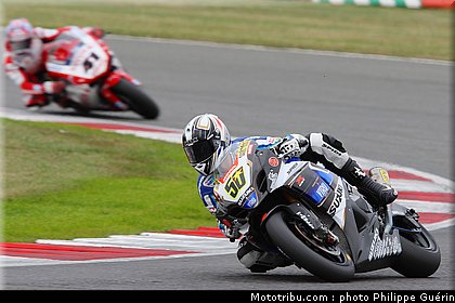 sbk_guintoli_20_angleterre_2010.JPG