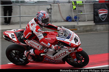 sbk_haga_06_angleterre_2010.JPG
