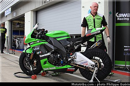 sbk_kawasaki_angleterre_2010.JPG