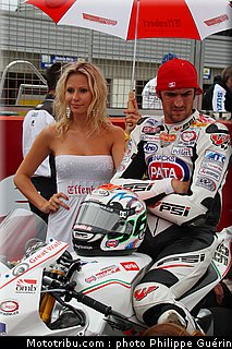 sbk_pitbabe_03_angleterre_2010.JPG