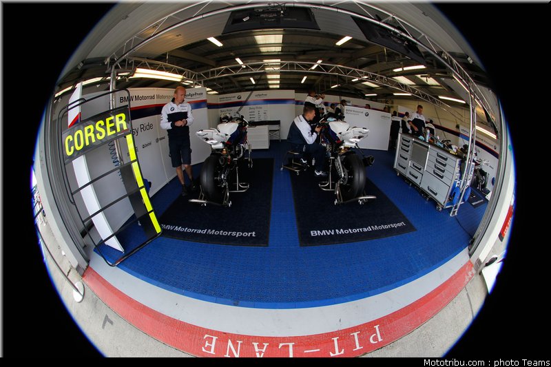 sbk_bmw_09_angleterre_2010