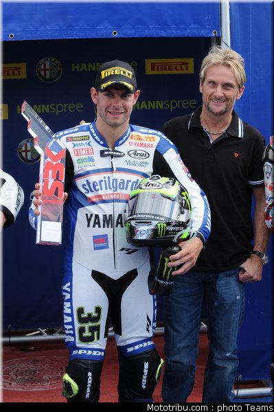 sbk_crutchlow_05_angleterre_2010
