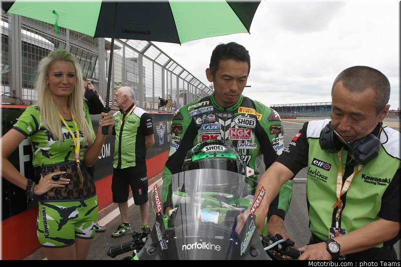 sbk_pitbabe_020_angleterre_2010