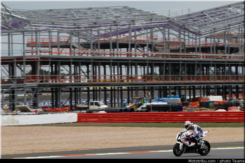 sbk_xaus_04_angleterre_2010