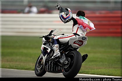 1000stk_badovini_002_angleterre_2010.jpg